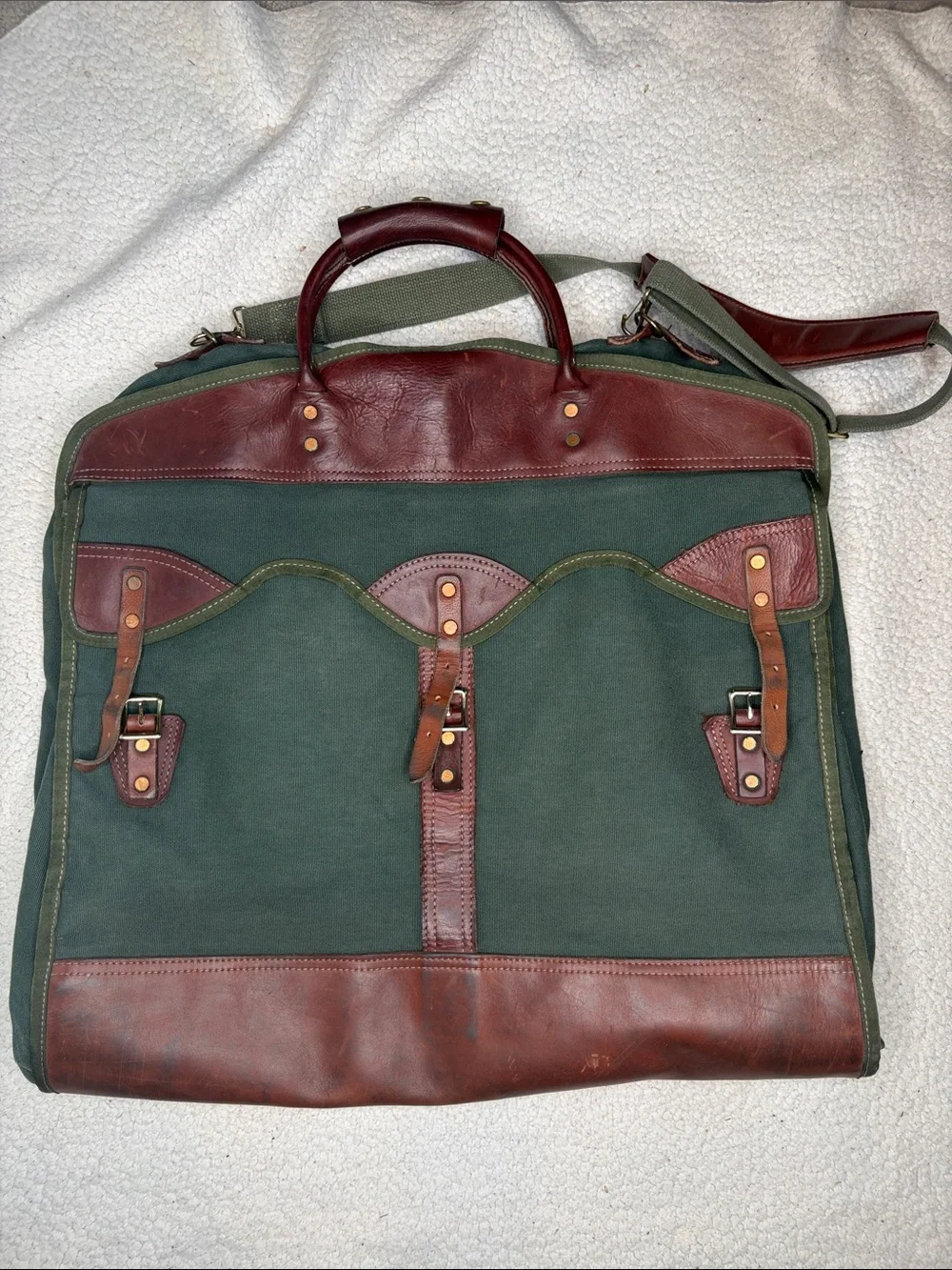 Vintage Orvis Green Battenkill Garment Bag